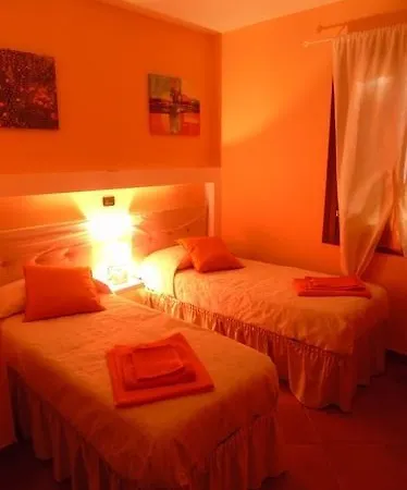 Rainbow Hotel 2*